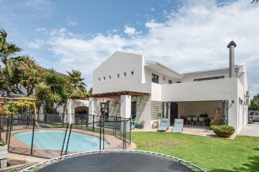 4 Bedroom Property for Sale in Sunset Beach Western Cape